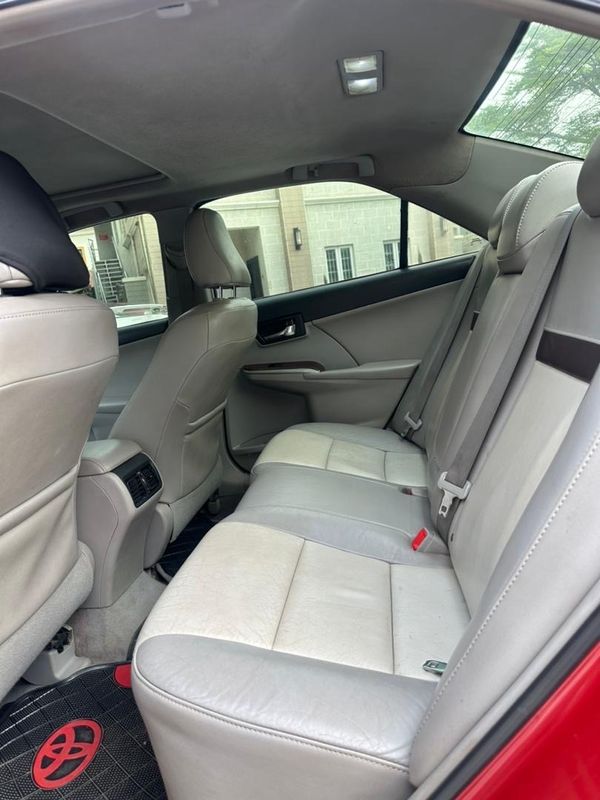 Thumbnail 3 of 2013 Toyota Camry LE